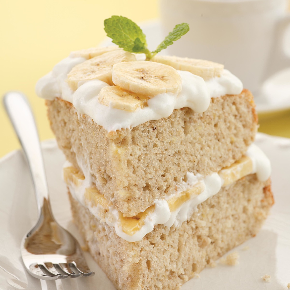 banana cream layer cake